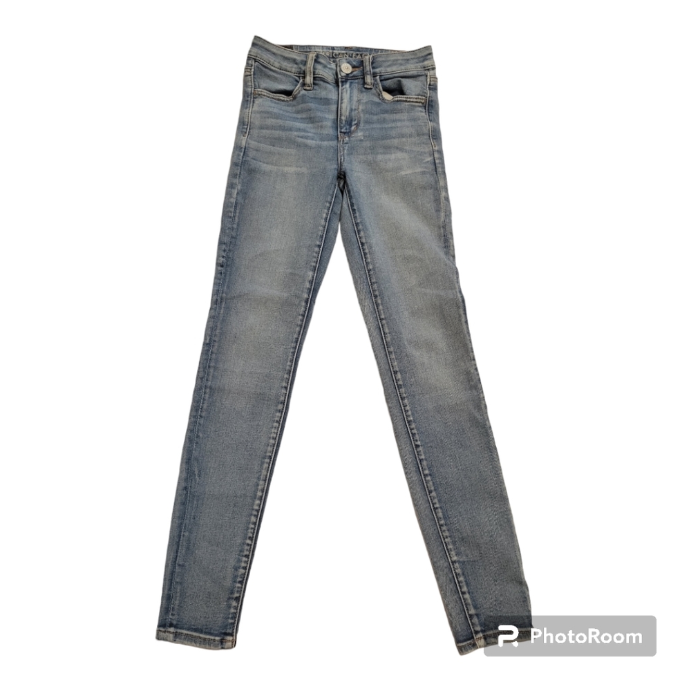 American eagle light skinny jeans